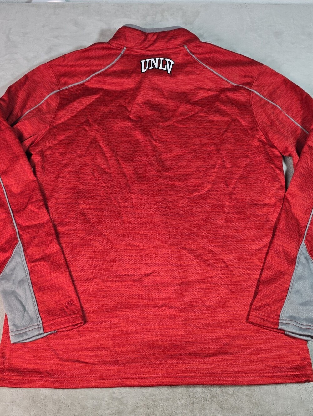 NWT Colosseum Men's UNLV Rebels Long Sleeve 1/4 Zip Pullover Red Med - Picture 2 of 9